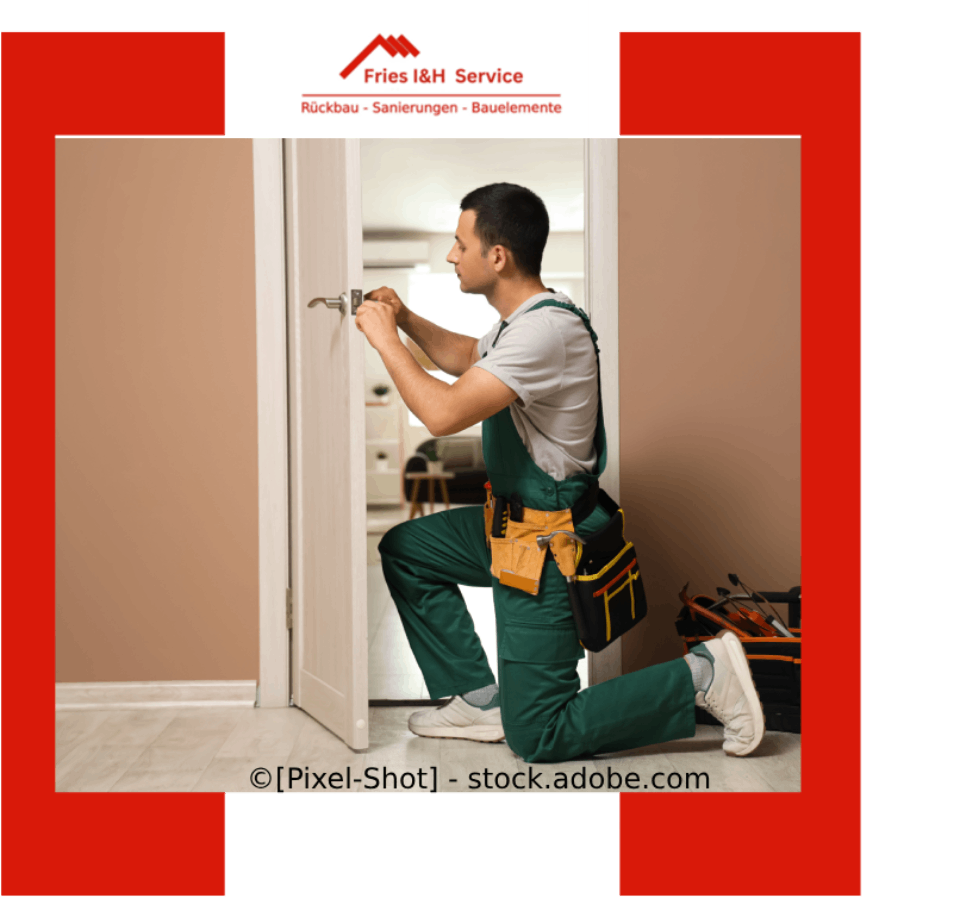 Handwerkerservice für Zimmertüre, Handwerker repariert Türe