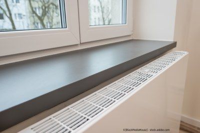 Silikon an Fensterrahmen