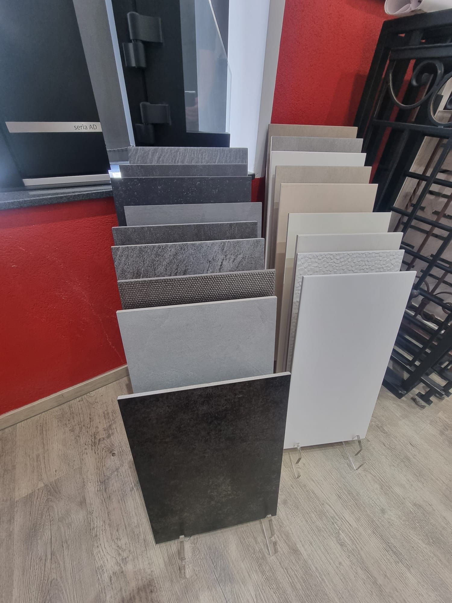 Fries I&H Service Rückbau – Sanierungen – Bauelemente Ausstellungsraum