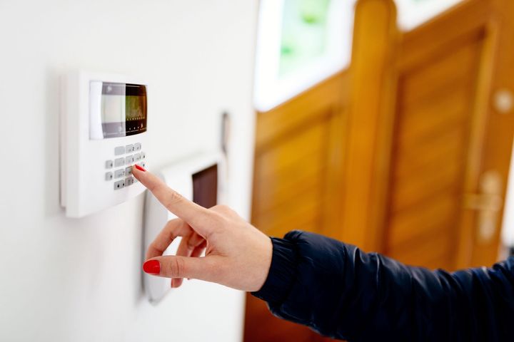 Système d'alarme dans une maison