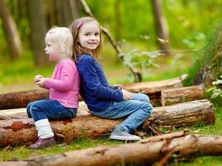 Kinder im Wald | Spielgruppe Räupli | Horgen