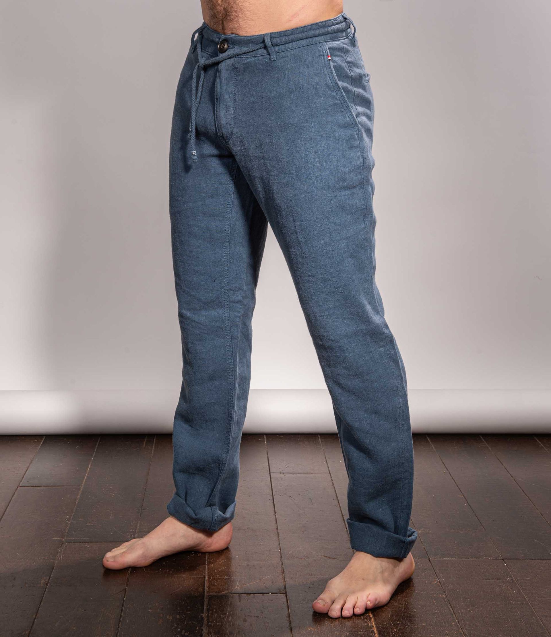 Pantalon en lin lourd bleu pétrol - Ceinture avec cordon - La Cible Rouge
100% Lin
