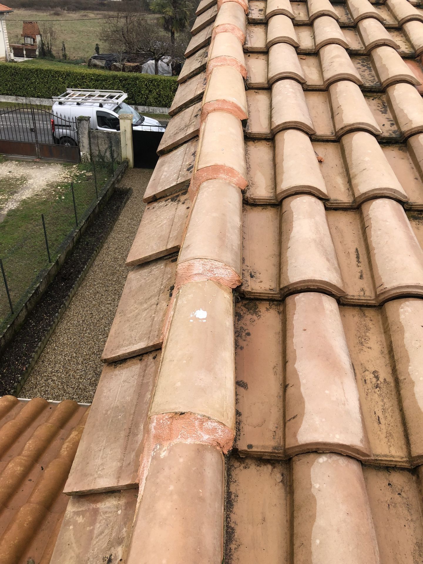 Nettoyage de toiture réalisée par le professionnel