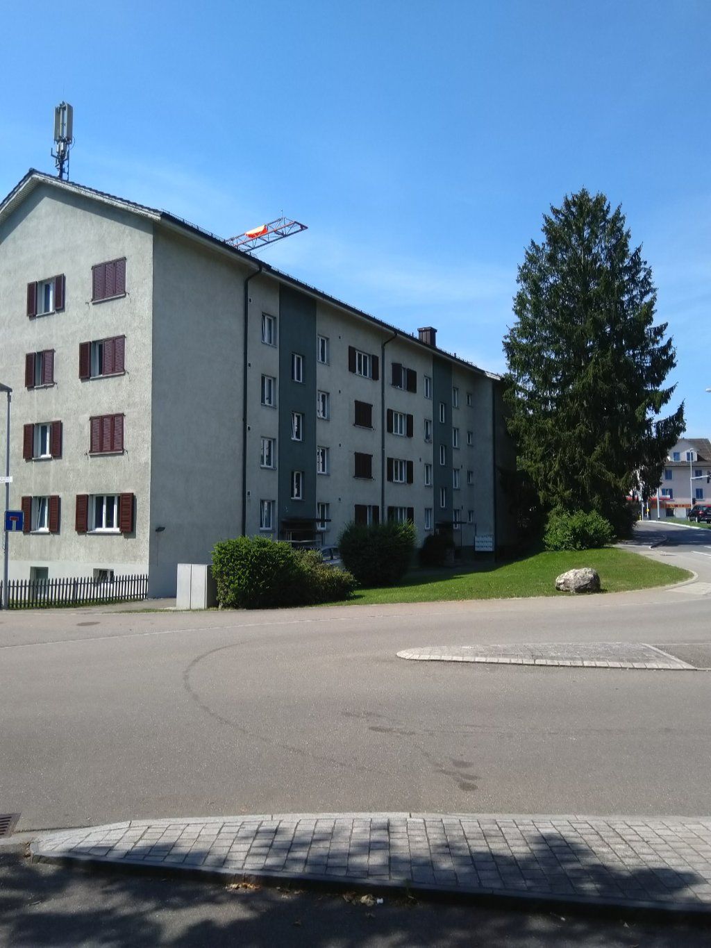 POTENZA Reinigungen und Hauswartungen