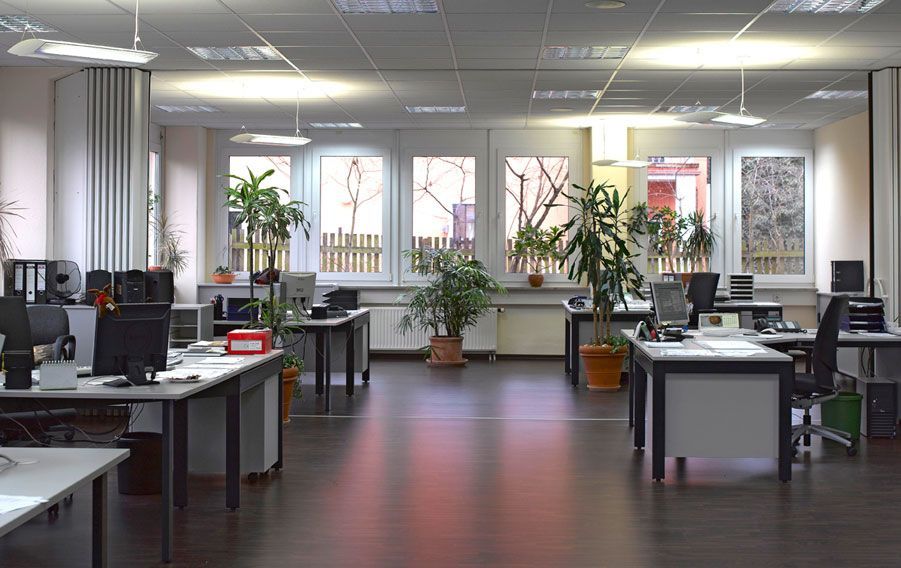 POTENZA Reinigungen und Hauswartungen