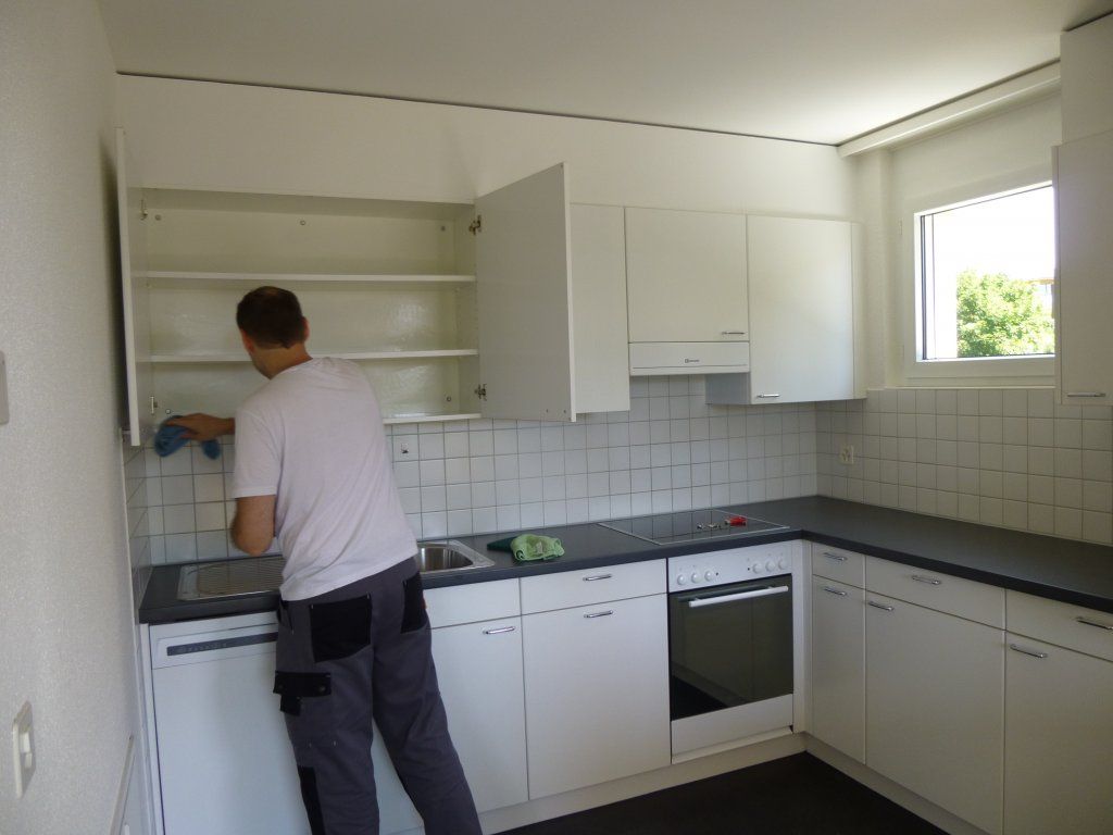 POTENZA Reinigungen und Hauswartungen