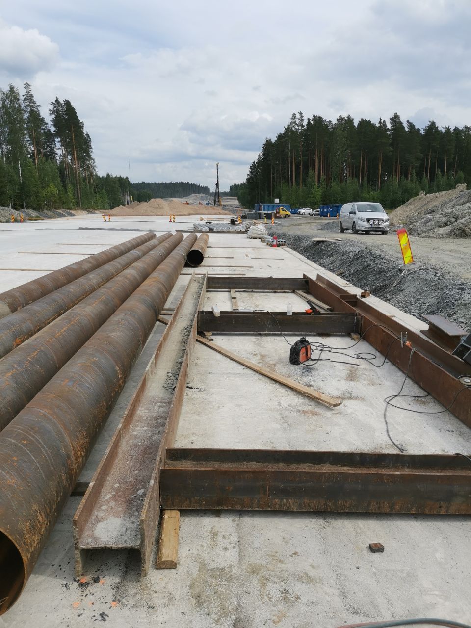 Metallityöt tietyömaalla