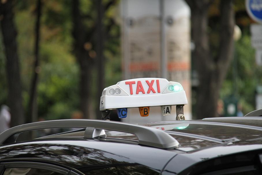Taxi conventionné sûr et rapide