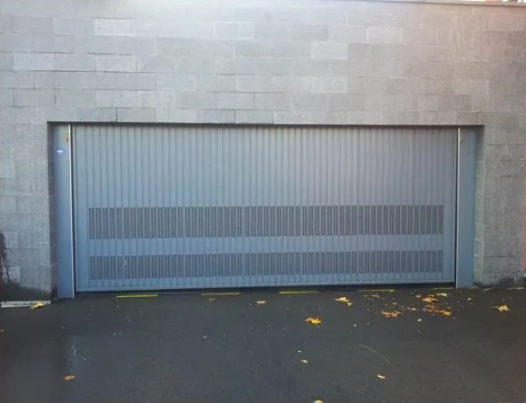 Pose de porte automatique