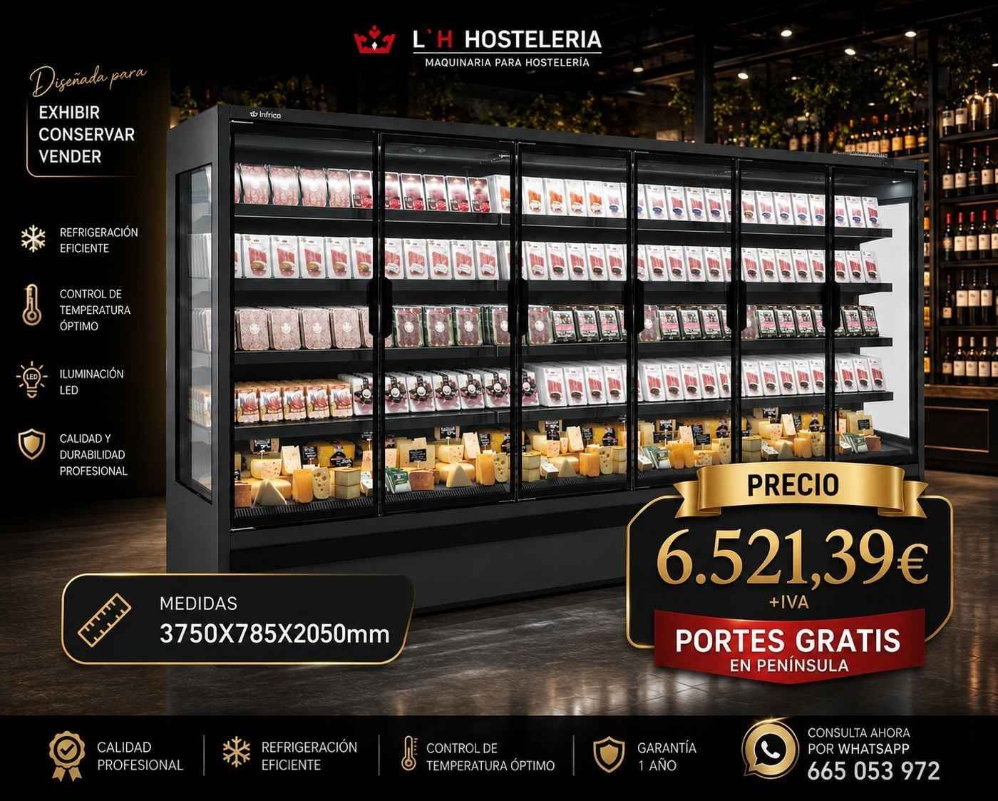 Vitrina refrigerada de cristal con productos envasados y una etiqueta de precio grande sobre fondo negro.