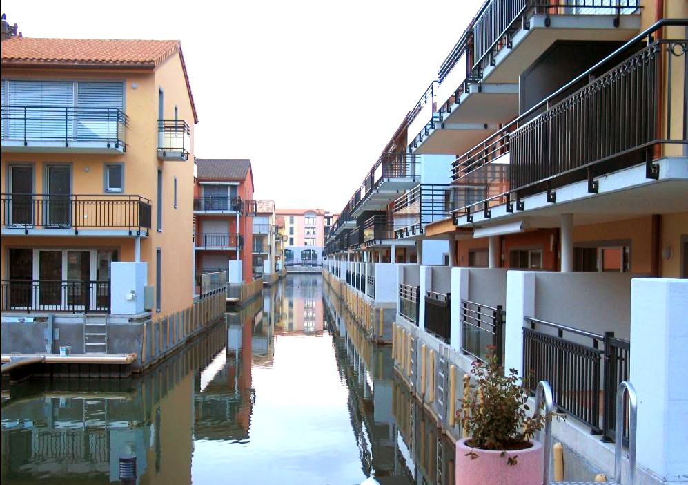 La Marina - Port-Valais