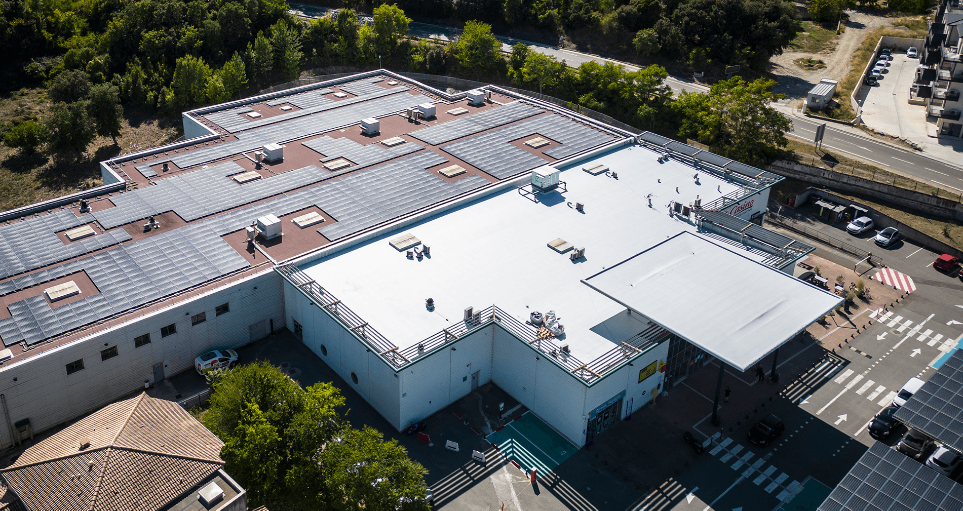 Vue arienne d'un magasin