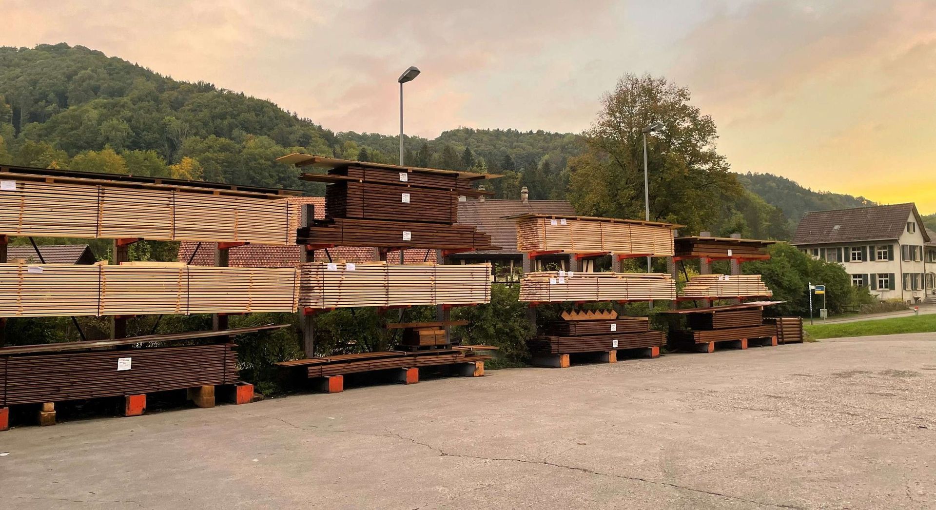 Swiss - Stall Druckimprägnierwerk und Holzhandel GmbH