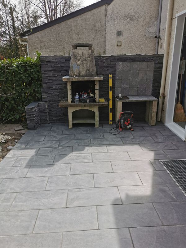 Terrasse avec barbecue