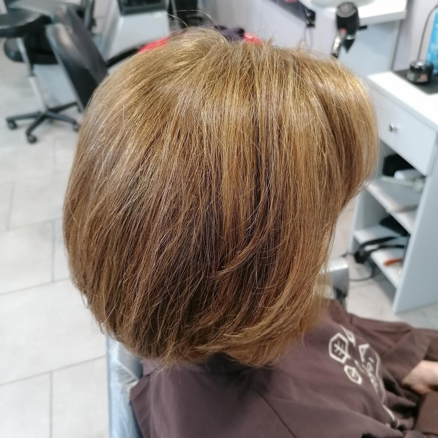 Coloration végétale blond vénitien, cuivré et marroné