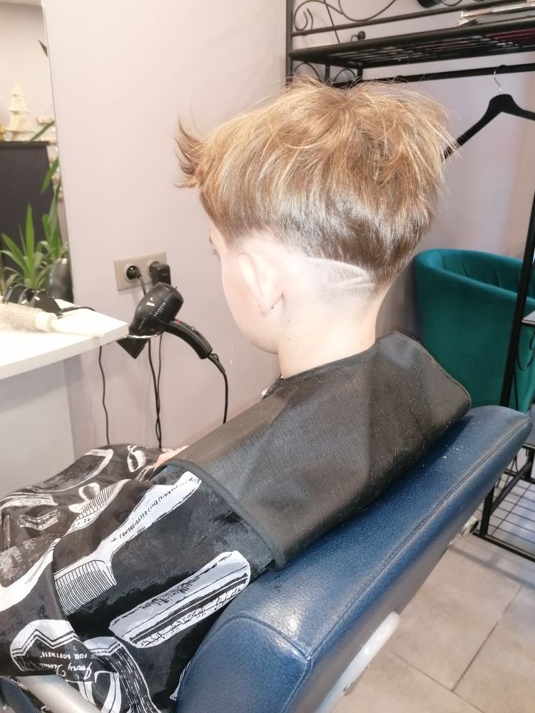 Coupe undercut garçon