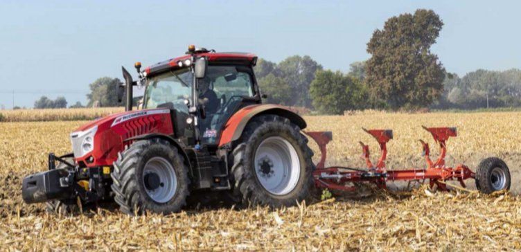 Christian Ogay tracteurs machines agricoles