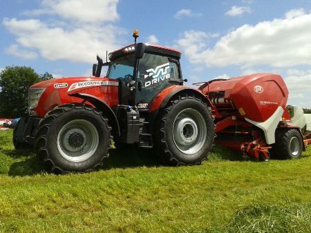Christian Ogay tracteurs machines agricoles