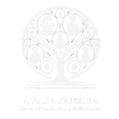 White family tree logo with figures in circles, "&Aacute;urea Familia" and "Centro Psico Jur&iacute;dico y Mediaci&oacute;n" on gray background.
