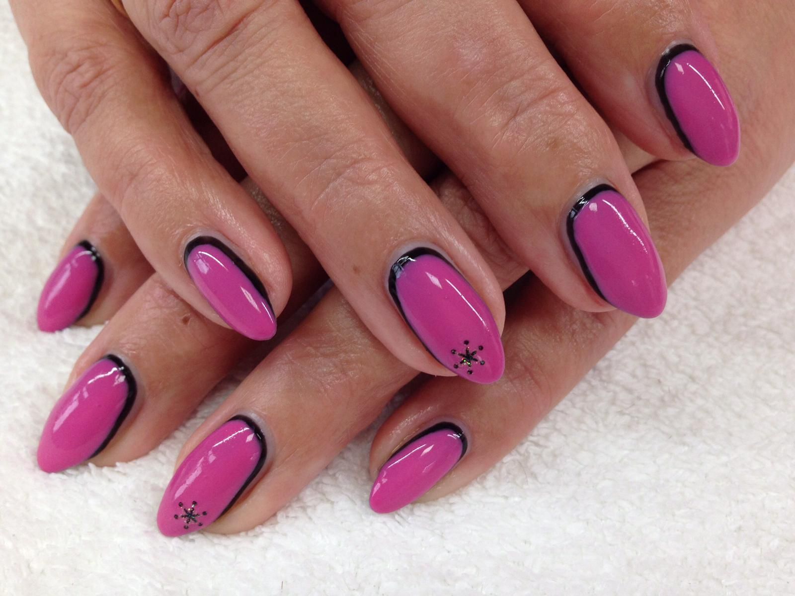 pinker Nagellack