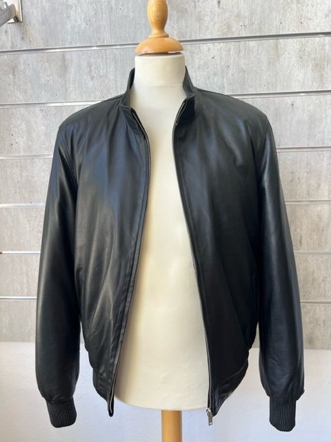 veste en cuir noire