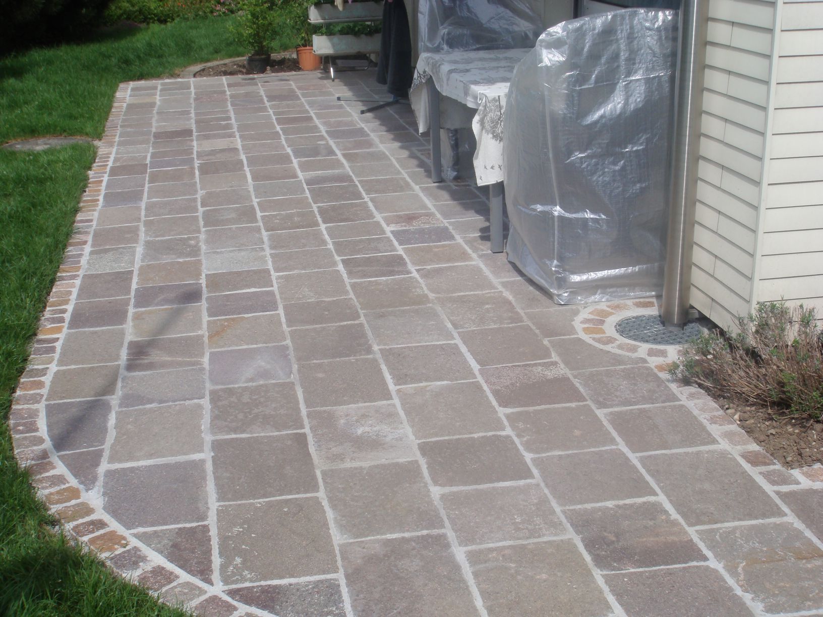 PLÄTZE, WEGE & SITZPLÄTZE | Dübendorf