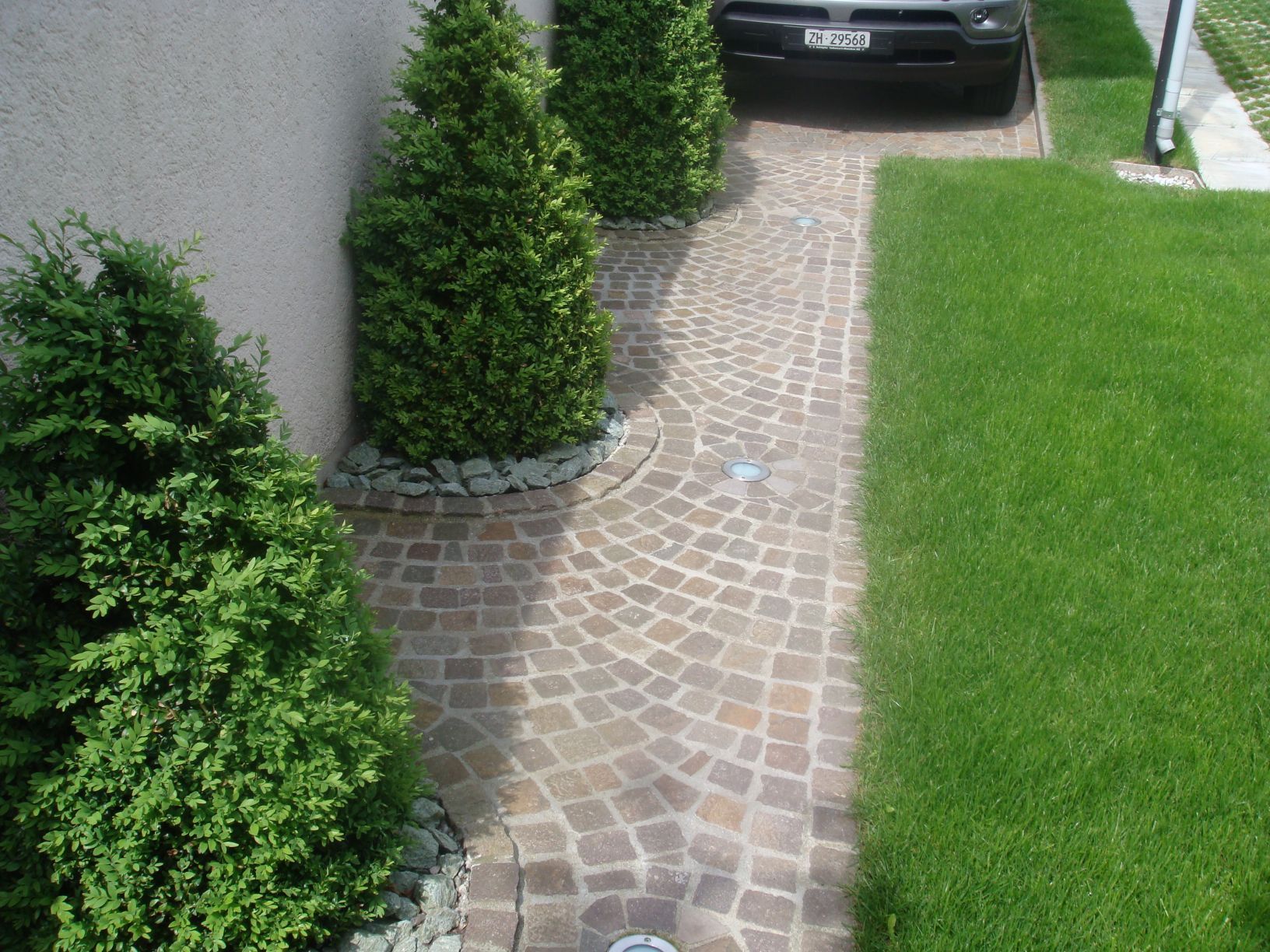 PLÄTZE, WEGE & SITZPLÄTZE | Dübendorf