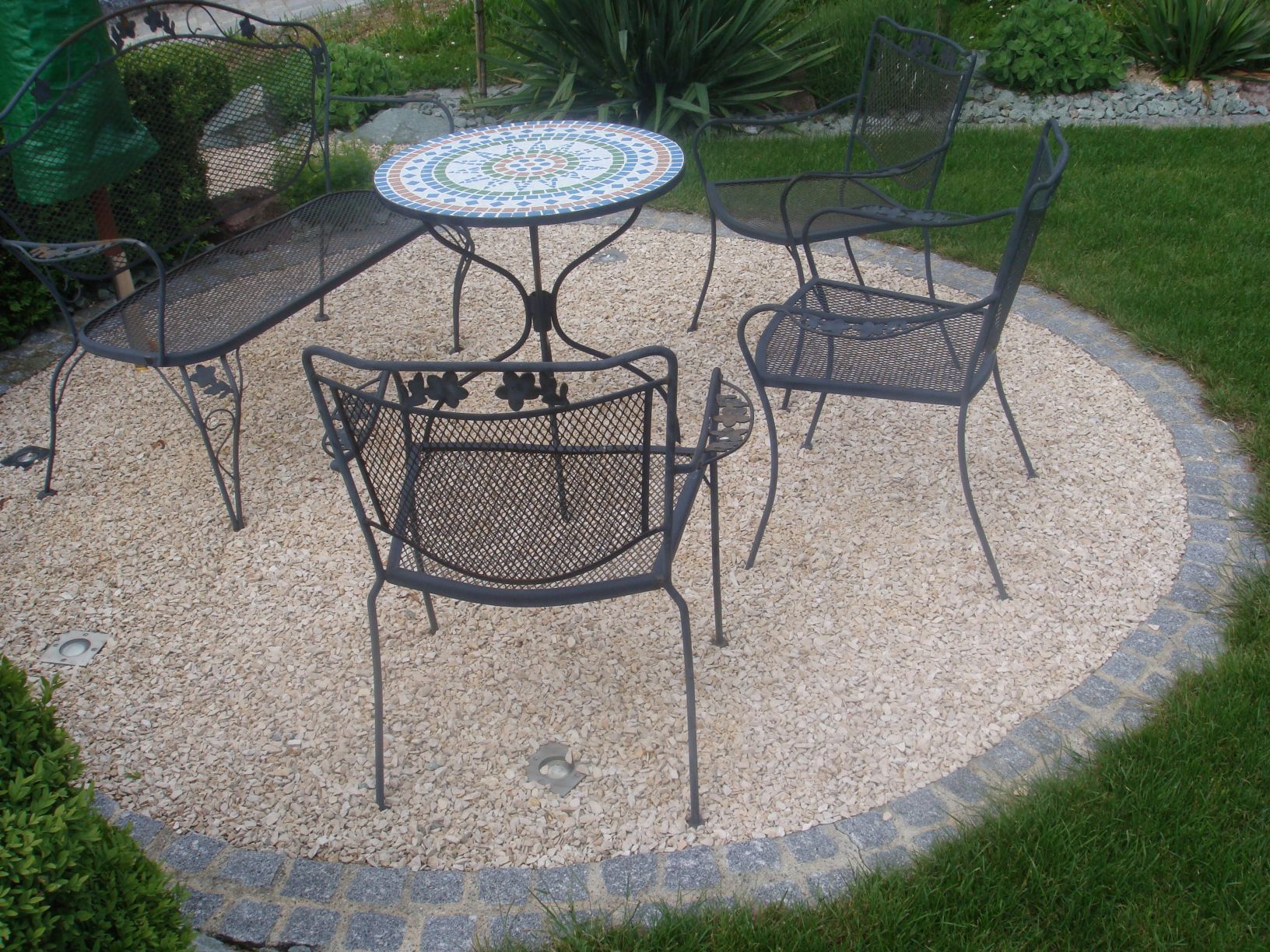 PLÄTZE, WEGE & SITZPLÄTZE | Dübendorf