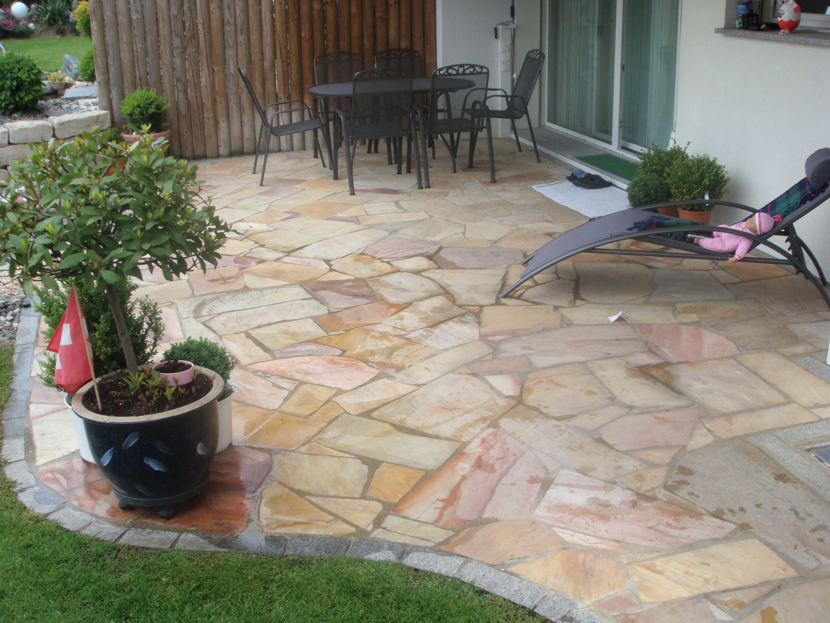 PLÄTZE, WEGE & SITZPLÄTZE | Dübendorf