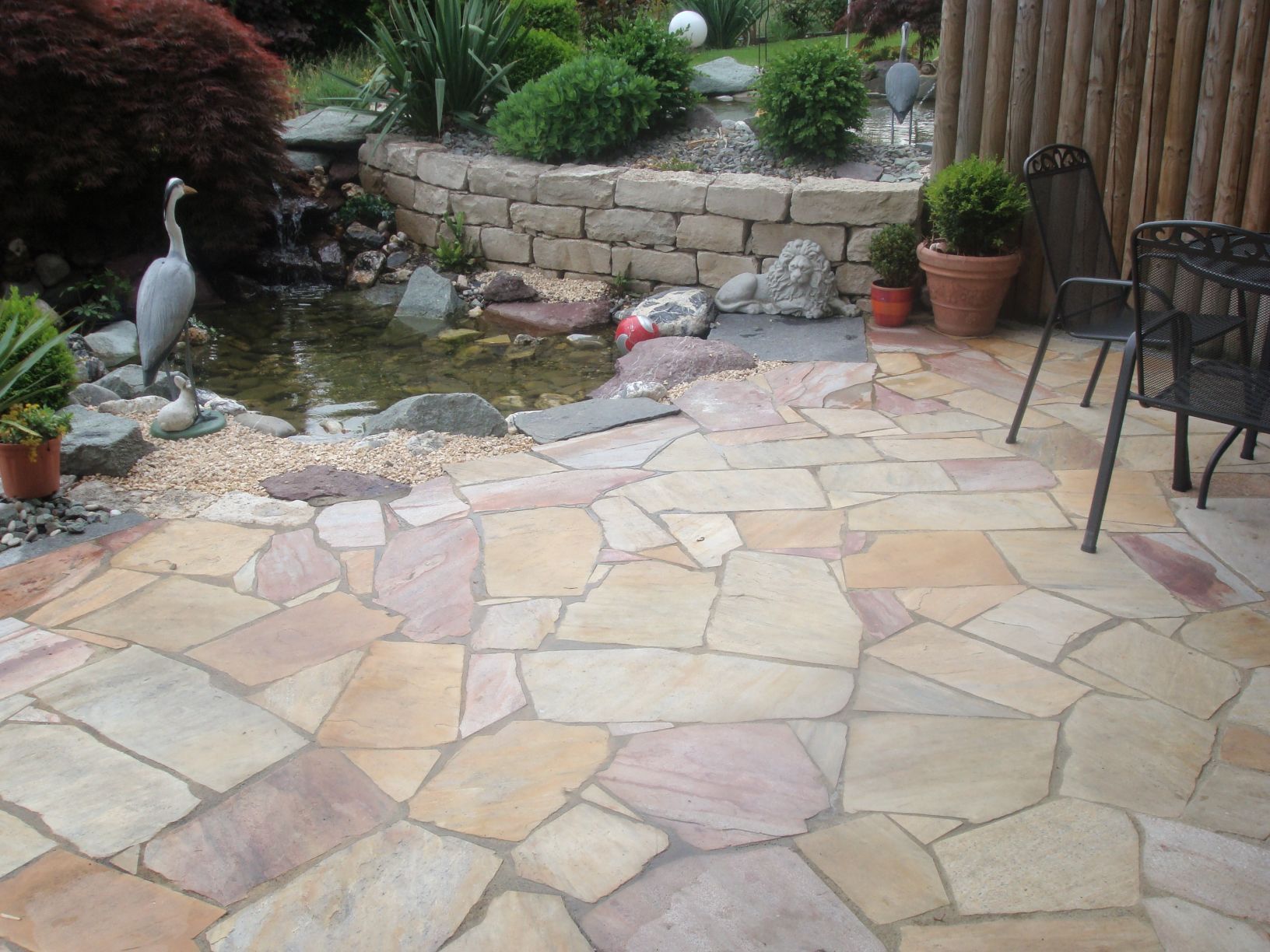 PLÄTZE, WEGE & SITZPLÄTZE | Dübendorf