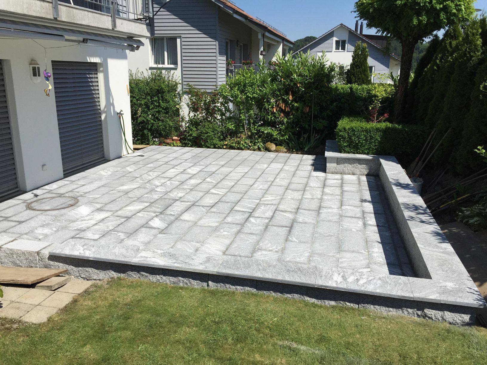 PLÄTZE, WEGE & SITZPLÄTZE | Dübendorf