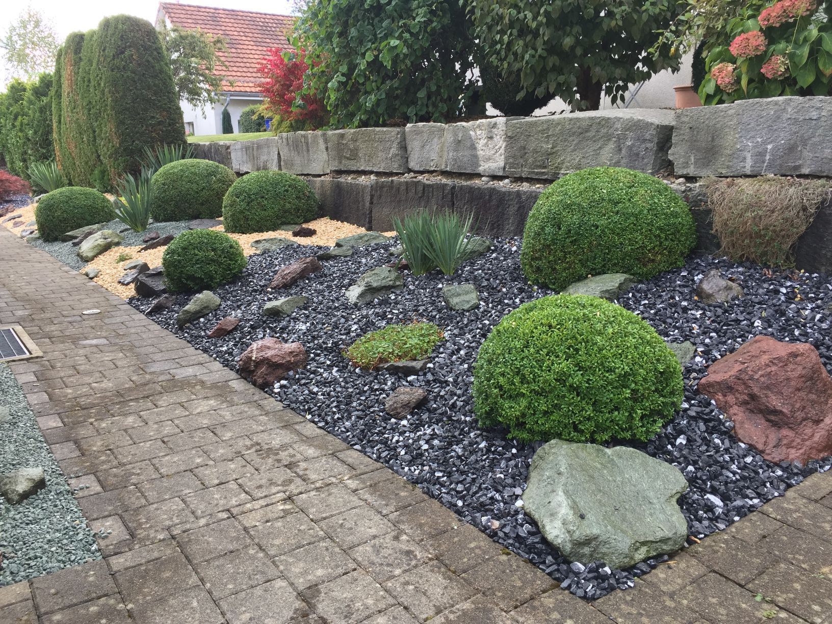 STEINGÄRTEN & TREPPEN |  Dübendorf