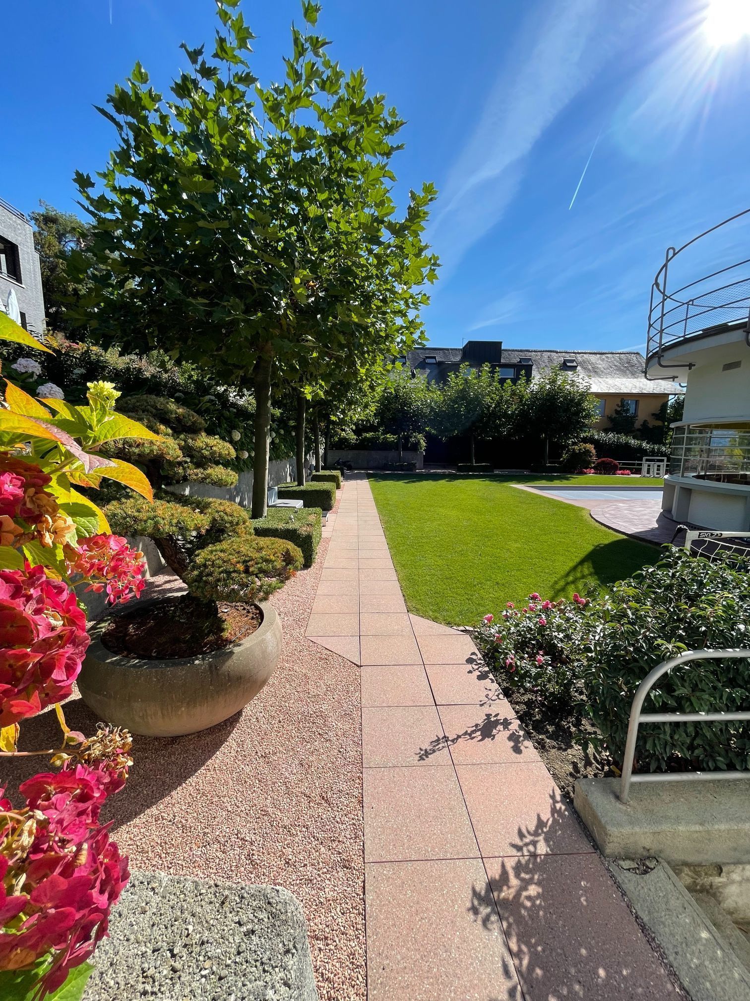 PLÄTZE, WEGE & SITZPLÄTZE | Dübendorf