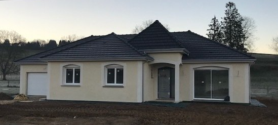 Maison avec tour garage accolé à Charleville-Mézières