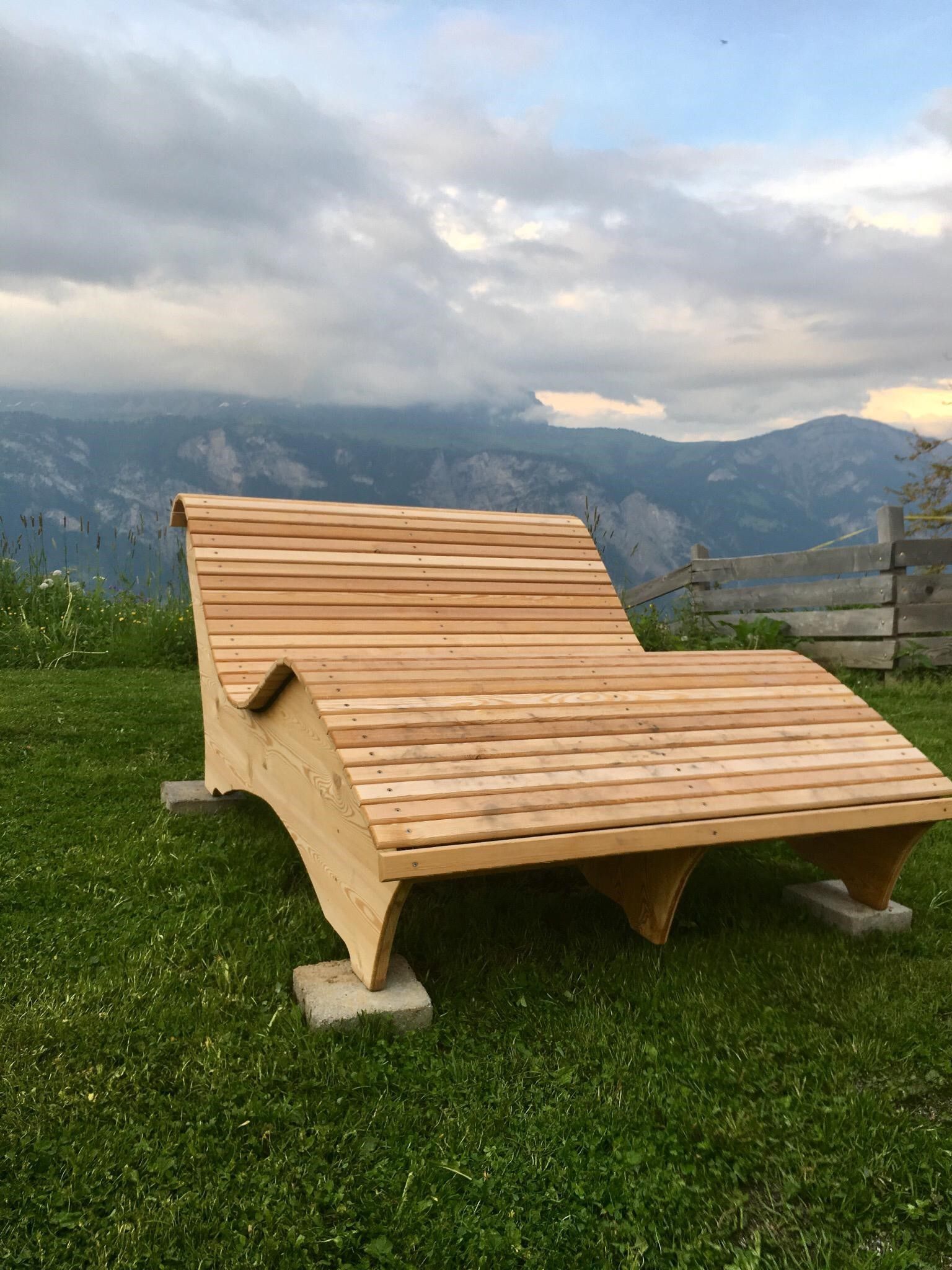 Sonderegger Schreinerei/Montagen | Innenausbau-Türen-Fenster-Küchen-Schränke-Böden-Umbau