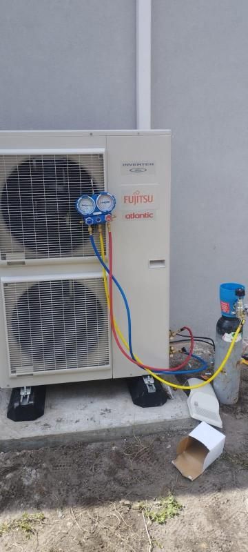 Une pose de système de climatisation