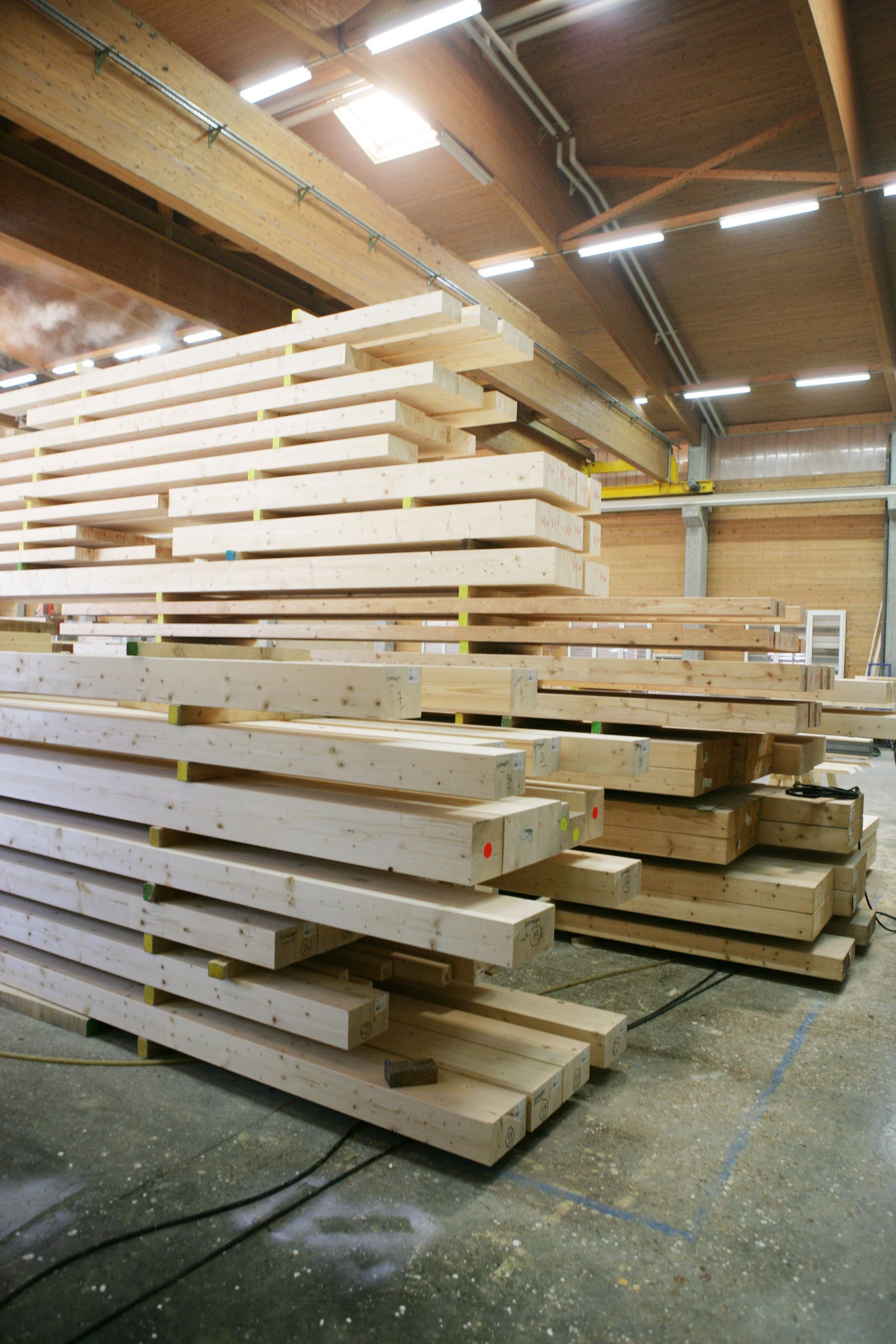 Entrepôt de stockage de bois