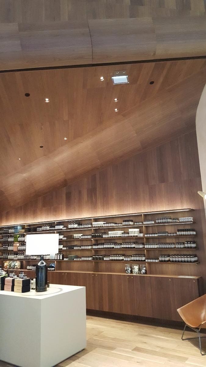 Habillage mural vernis