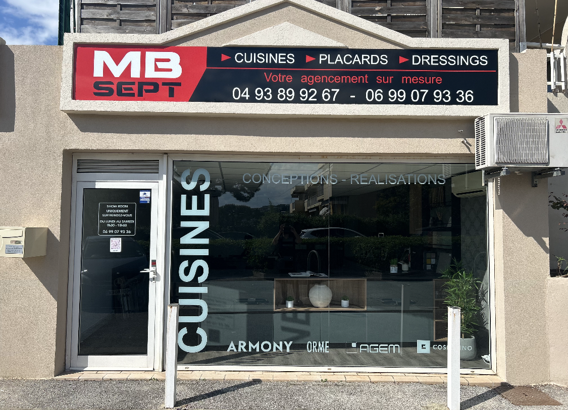 Enseigne de MB Sept