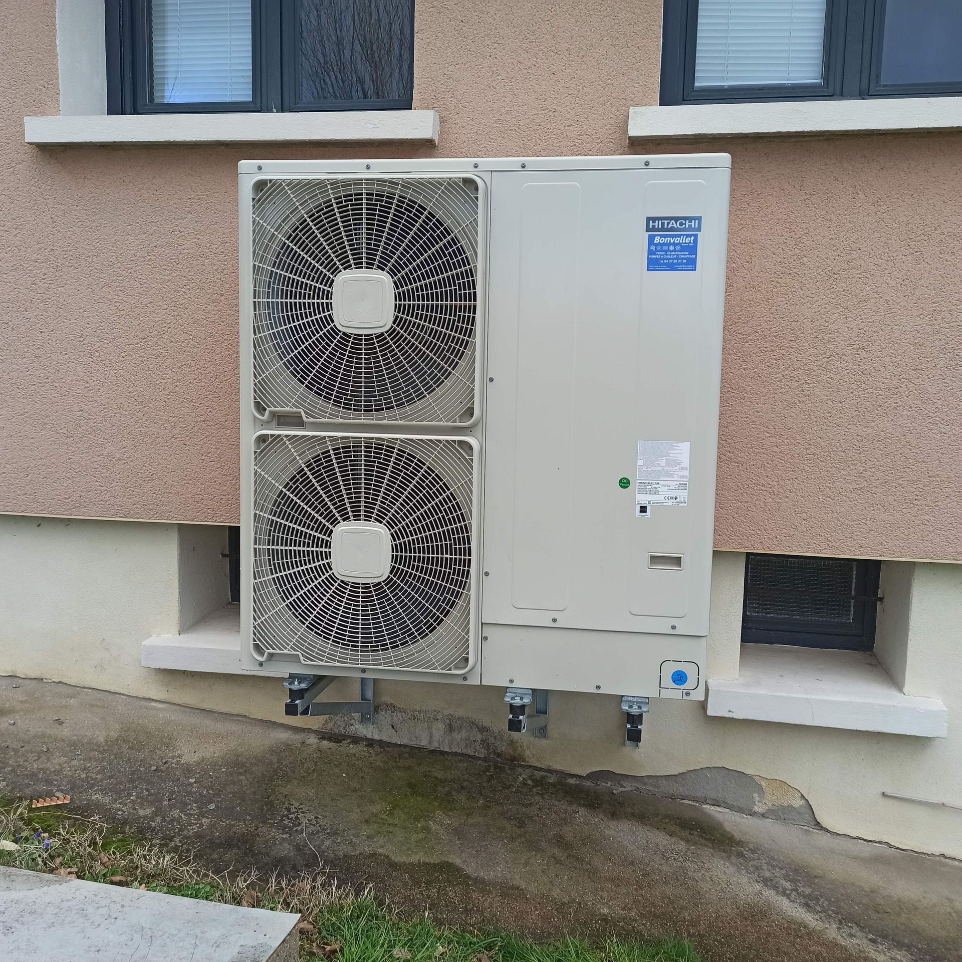 Installation pac air eau groupe extérieur