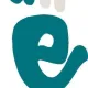 "E" turquesa con acento blanco.