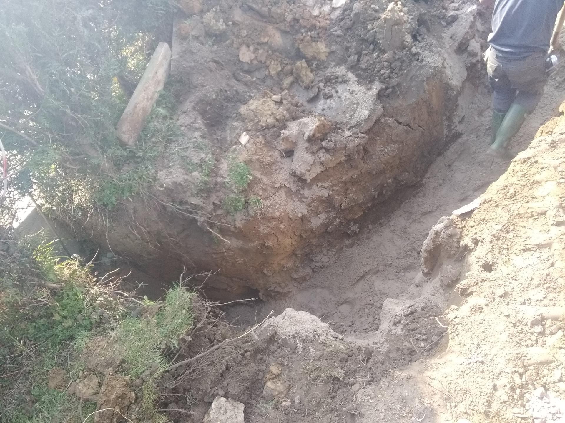 Tranchée creusée pour travaux d’assainissement