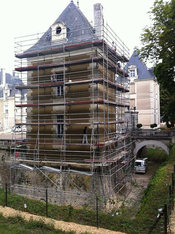 Rénovation d'une tour de château