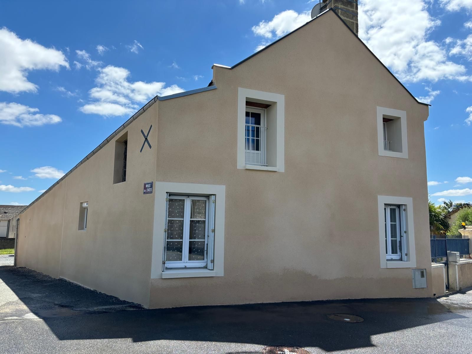 Maison après une rénovation extérieur