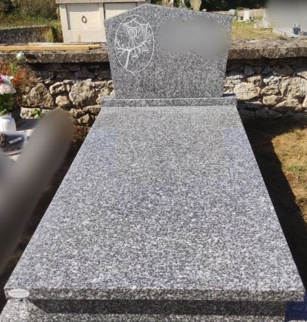 Monument de pleine terre