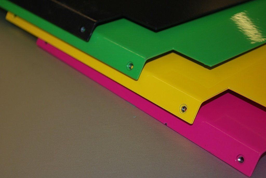 T.I.B. SA à Court - spécialistes de la tôlerie - Pièces thermolaquées