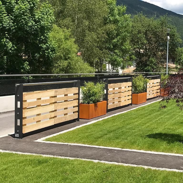 T.I.B. SA - spécialistes de la tôlerie - Barrière extérieure