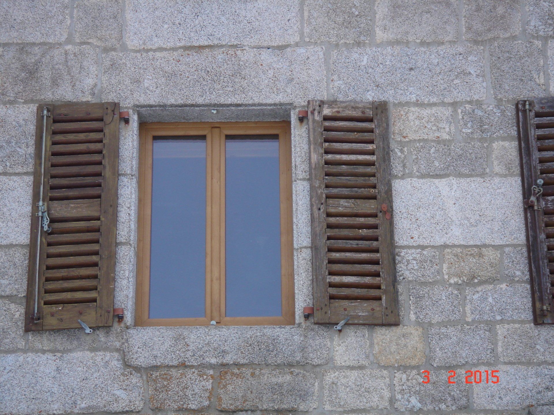 Menuiserie extérieure, fenêtre pvc plaxé chêne irlandais