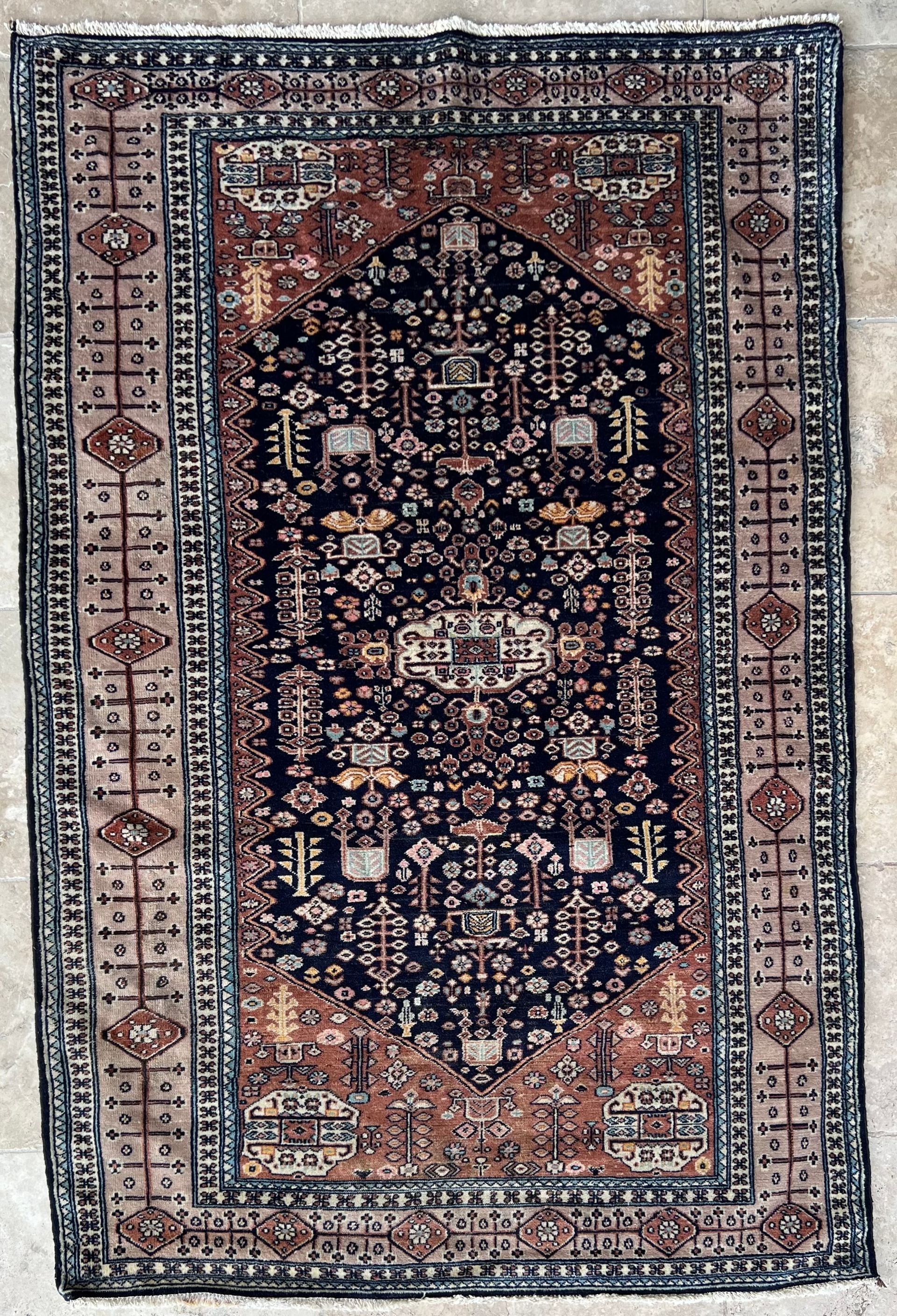 Tapis iranien hamadan