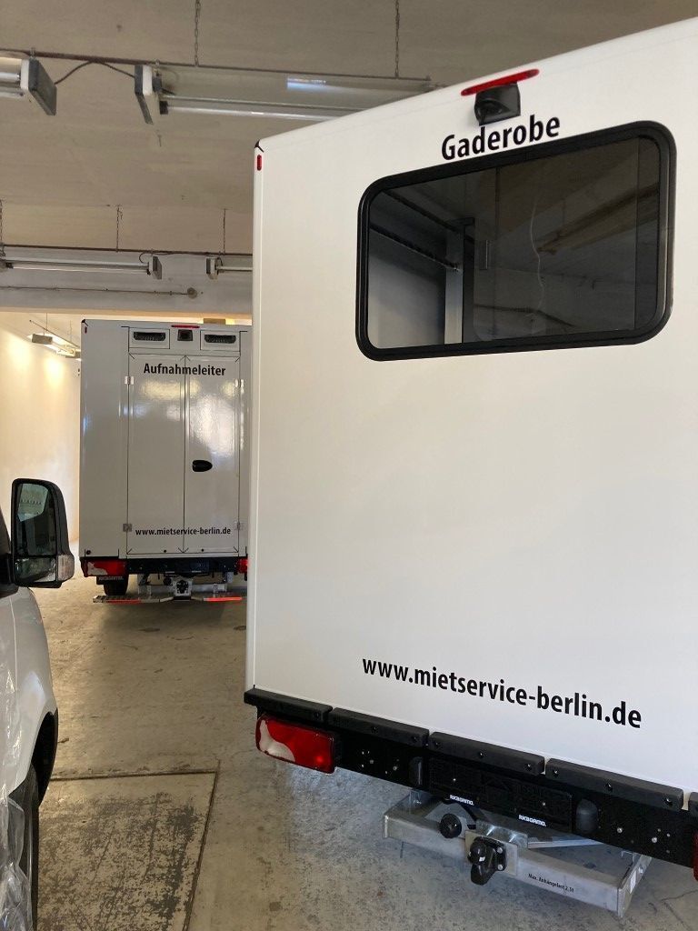 Garderobe Heckansicht